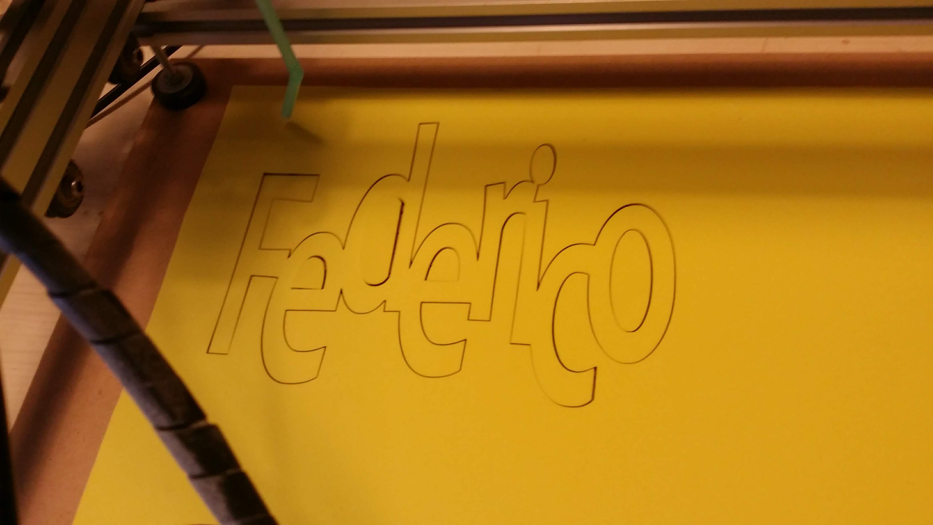 Intaglio del foam con cnc laser